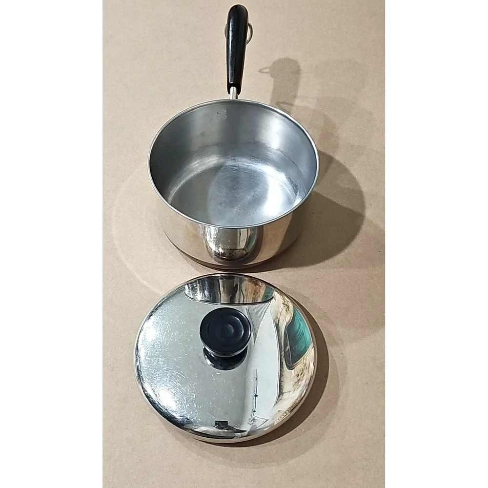 VTG Revere Ware 1-1/2 -88 Qt Sauce Pan  w/Lid Copper Clad Bottom Clinton IL USA